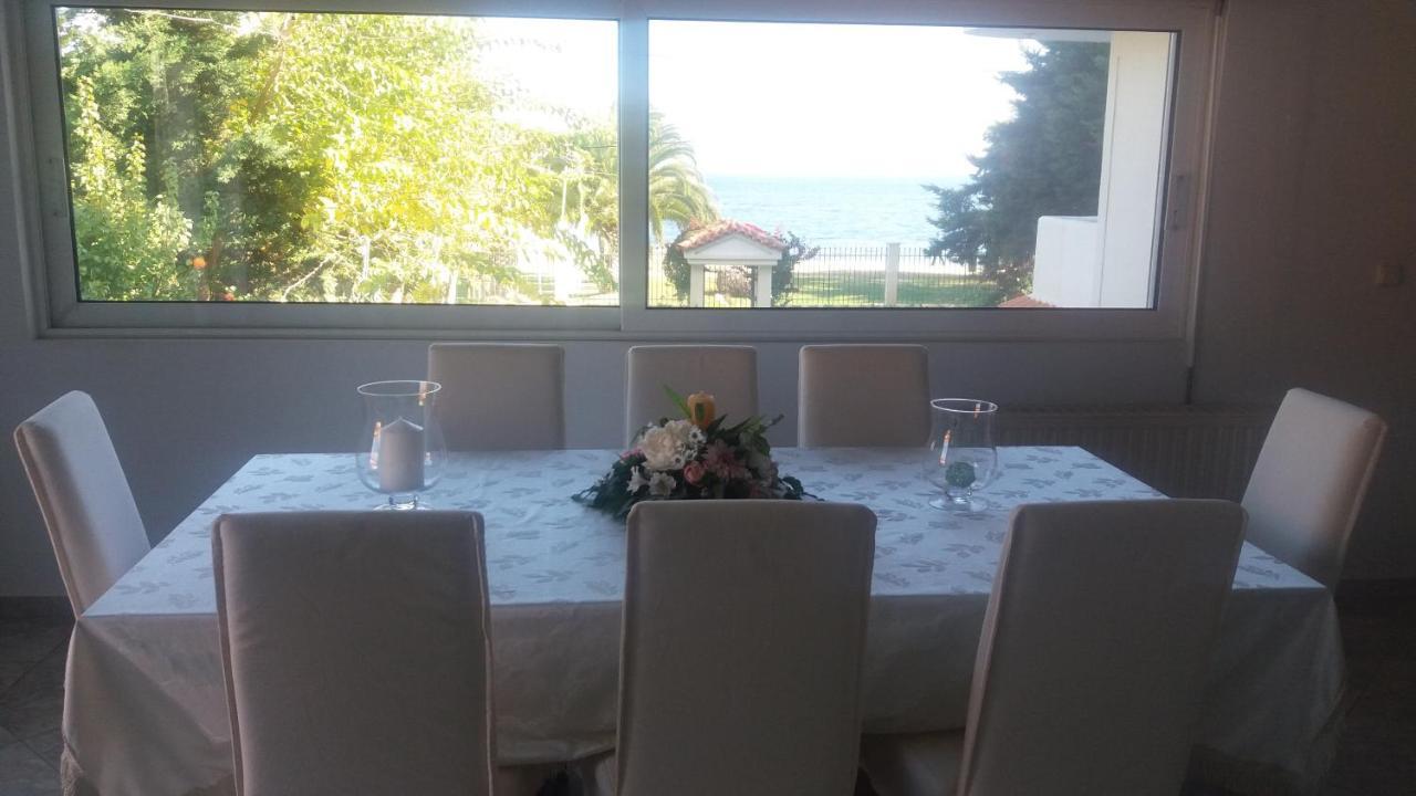 Beach House Villa Nea Makri Room photo